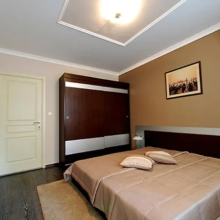 Venice Apartment *